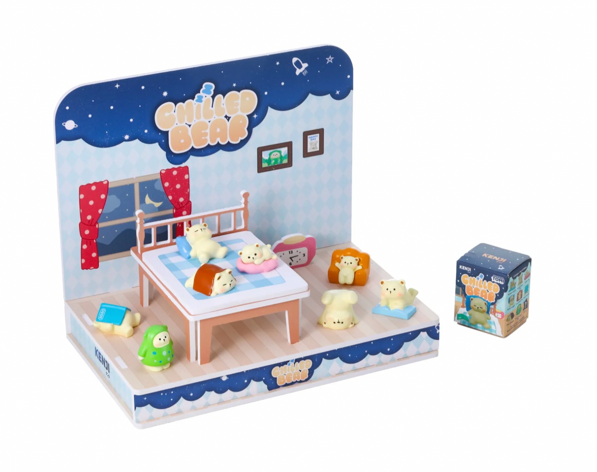 Tomi chilled bear figure