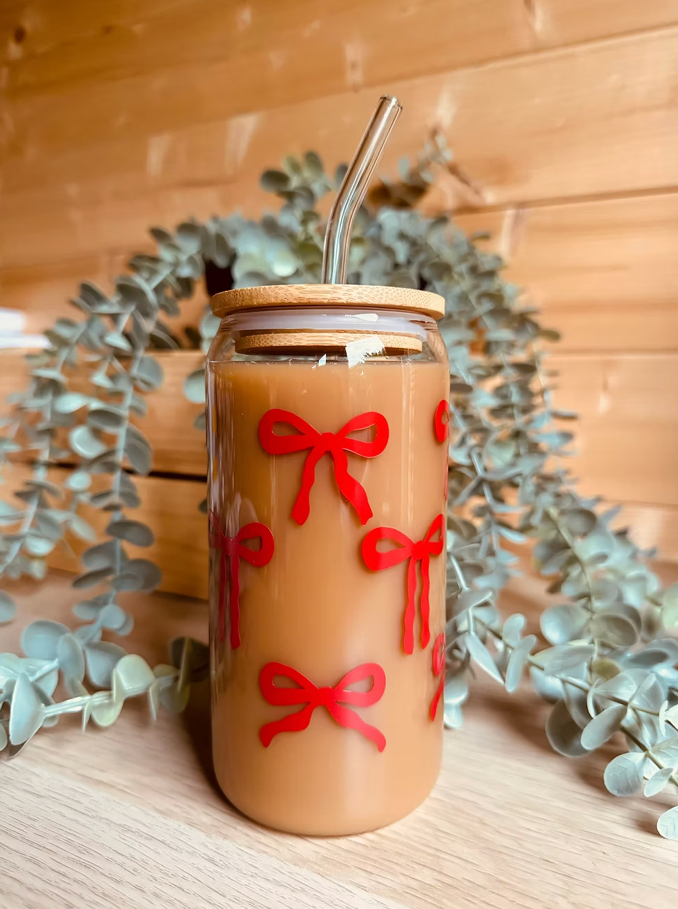 Red bow glass with lid and straw