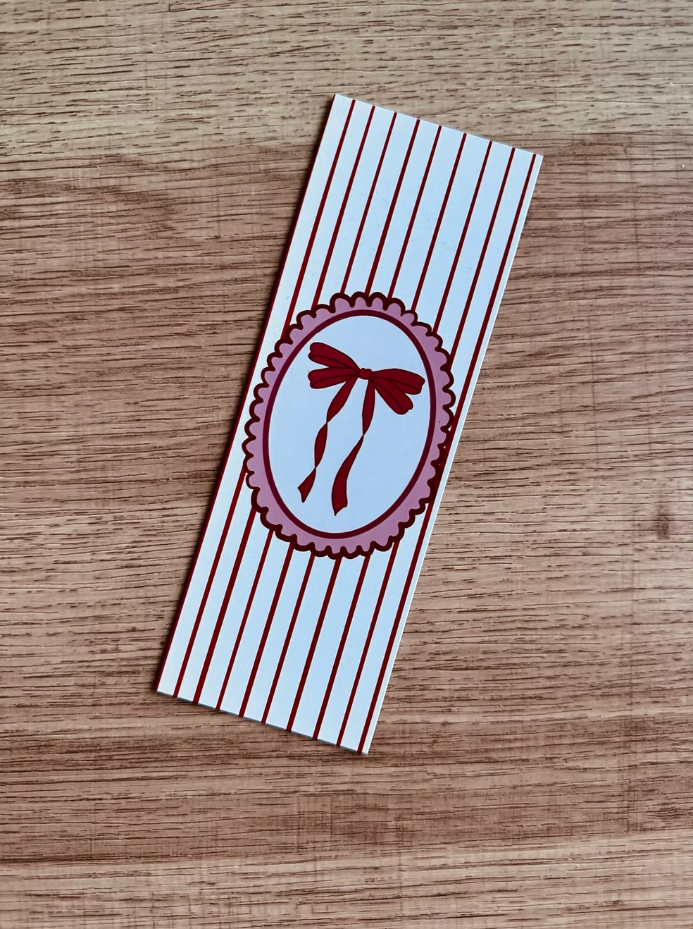 Red bow bookmark